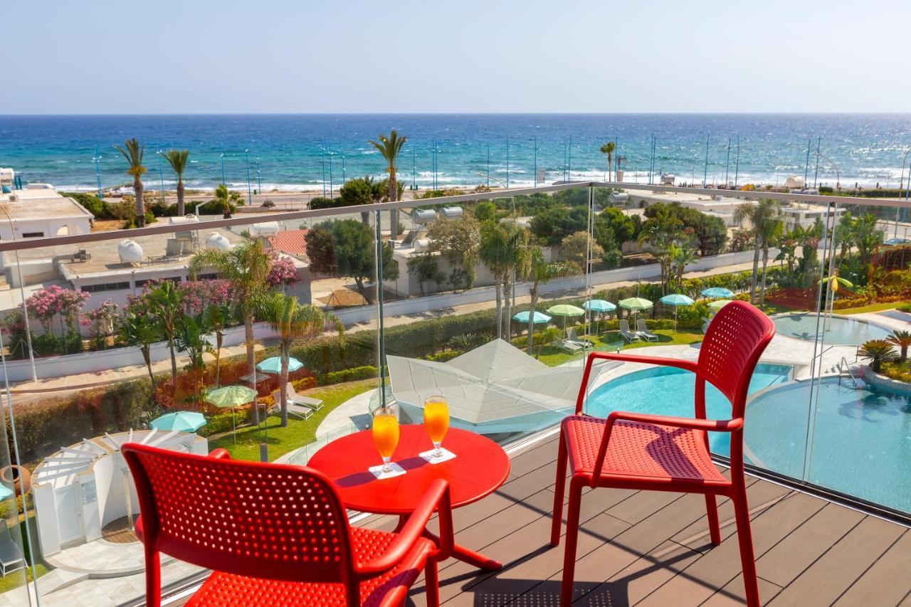 Faros Hotel Ayia Napa Bagian luar foto