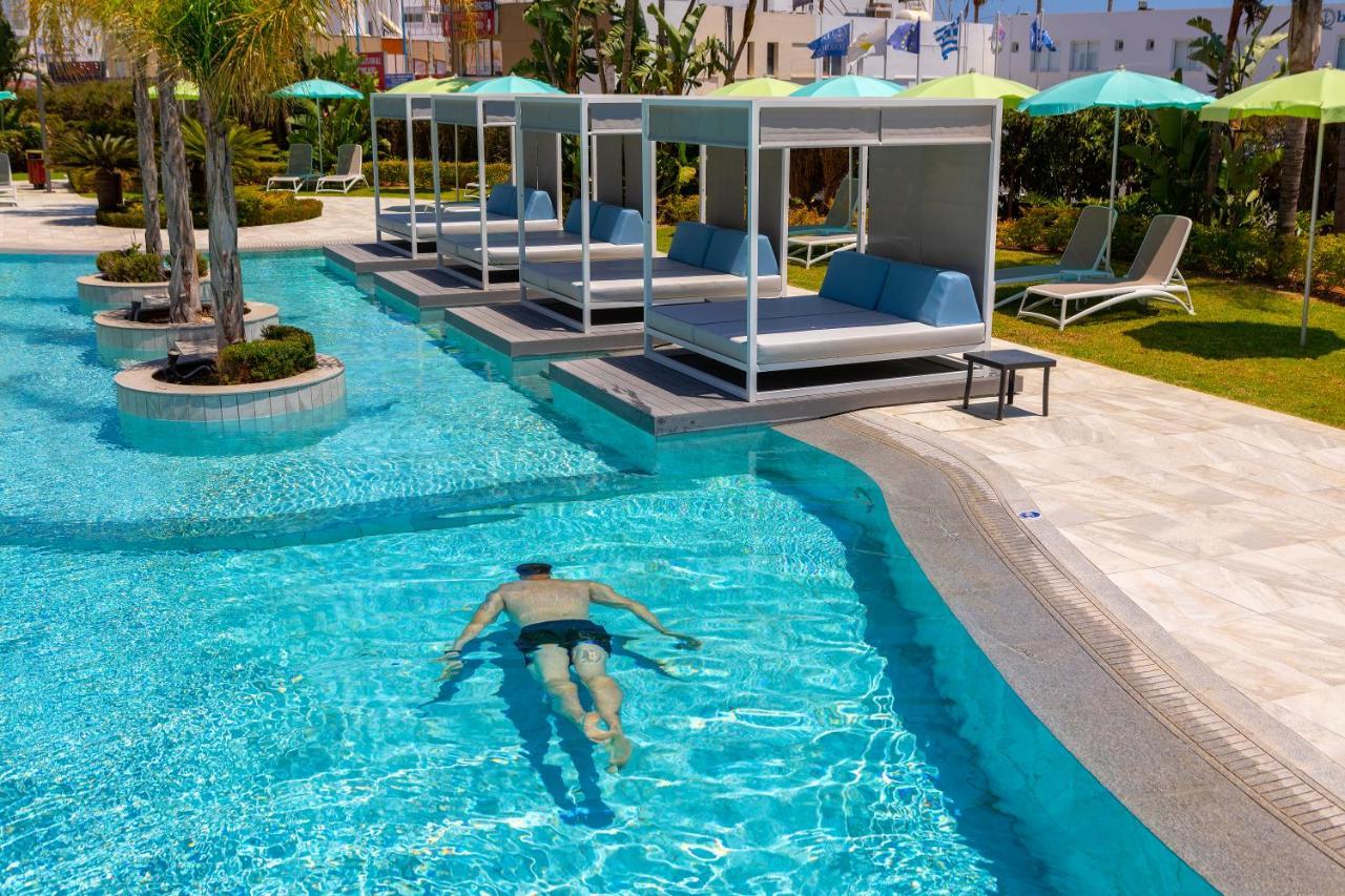 Faros Hotel Ayia Napa Bagian luar foto