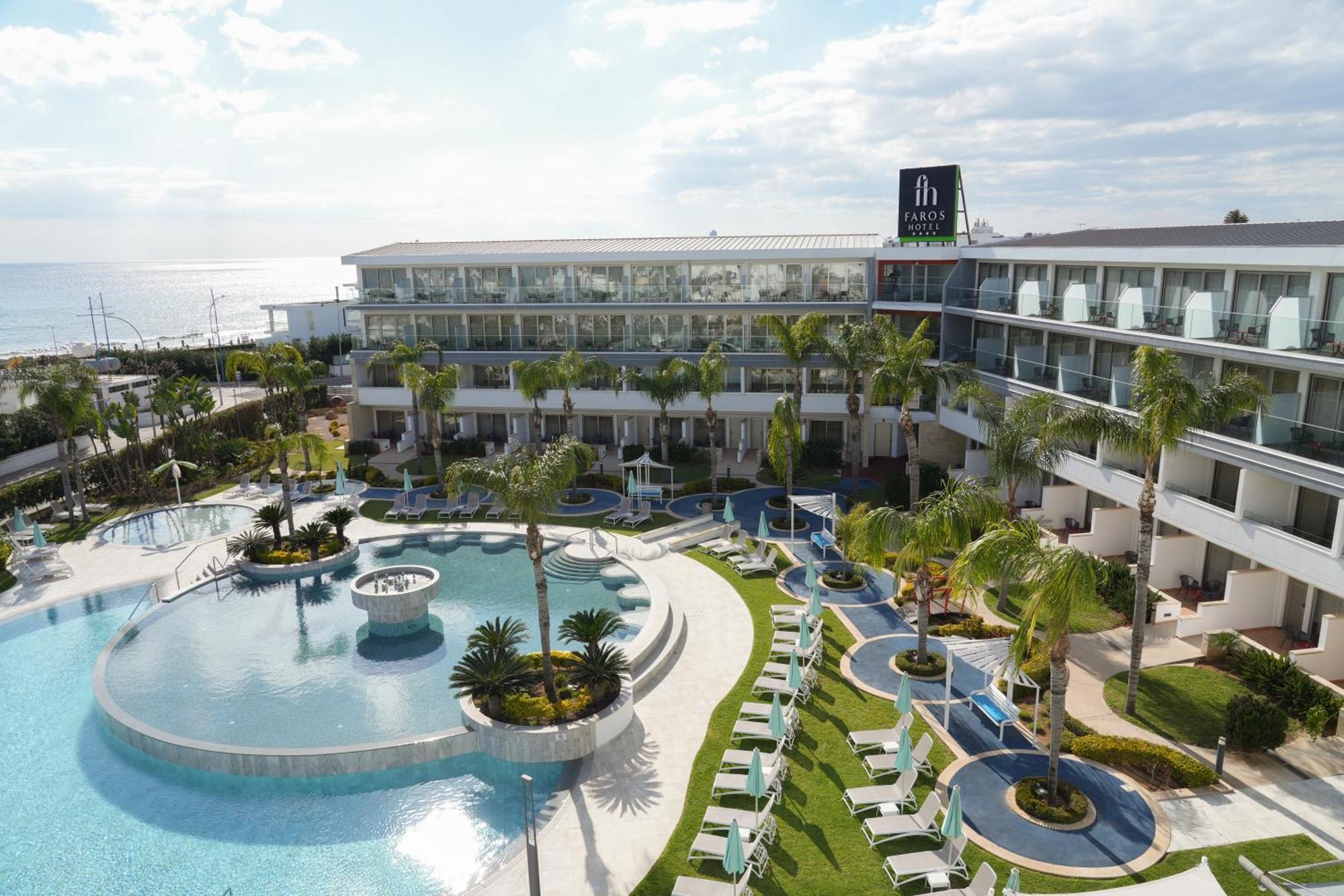 Faros Hotel Ayia Napa Bagian luar foto