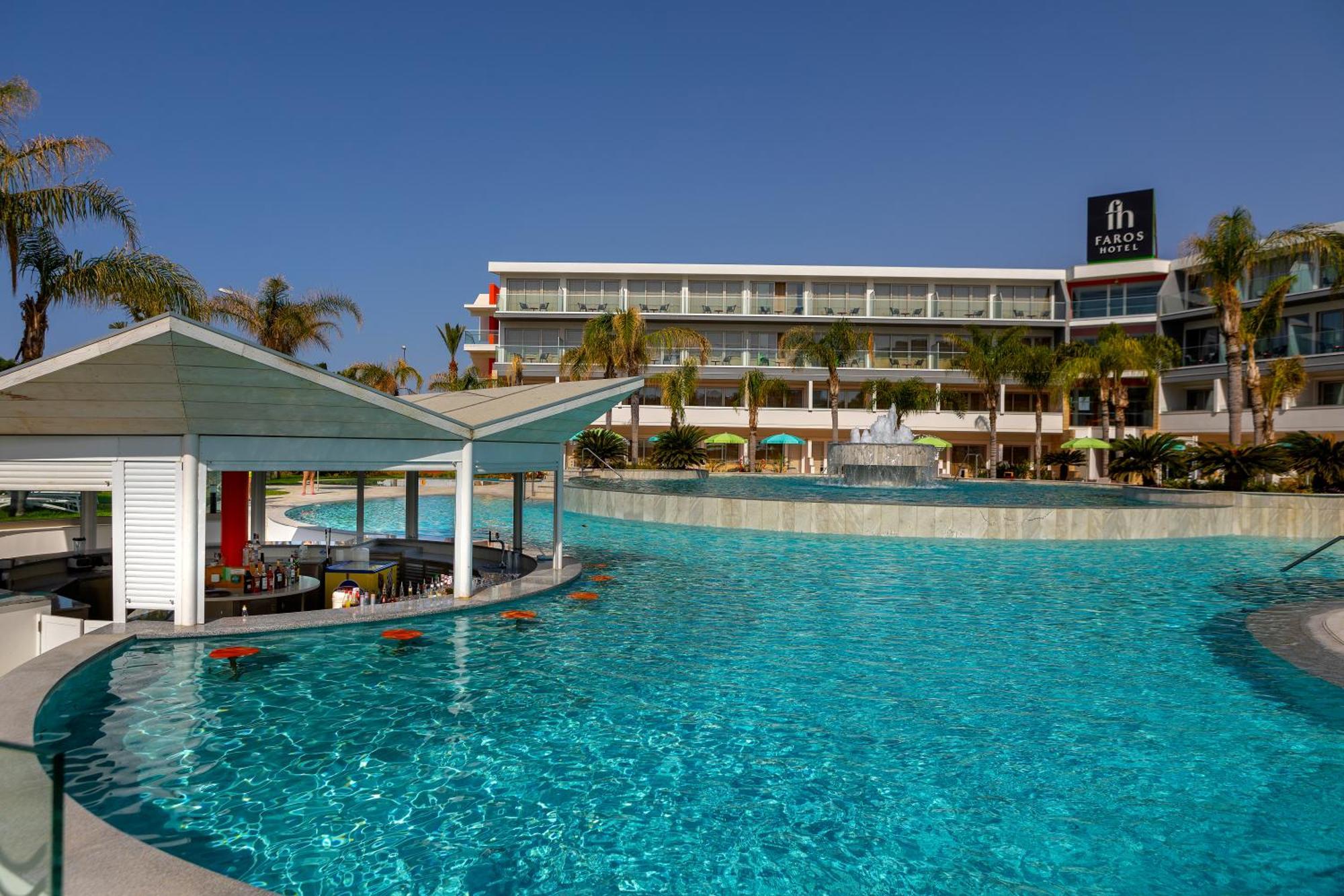 Faros Hotel Ayia Napa Bagian luar foto